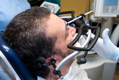 Dr. Péter Lukács - Arcus Digma II Kreativ Dental Clinic