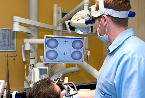 Dr. Péter Lukács - Arcus Digma II Kreativ Dental Clinic